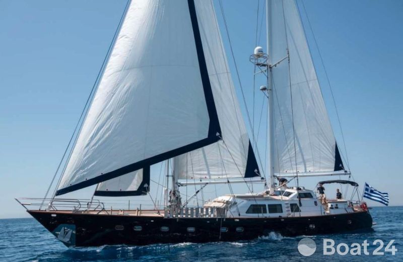 CCYD Royal Sailing Yacht