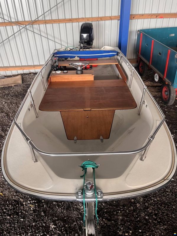 Boston Whaler 15`3 Sport