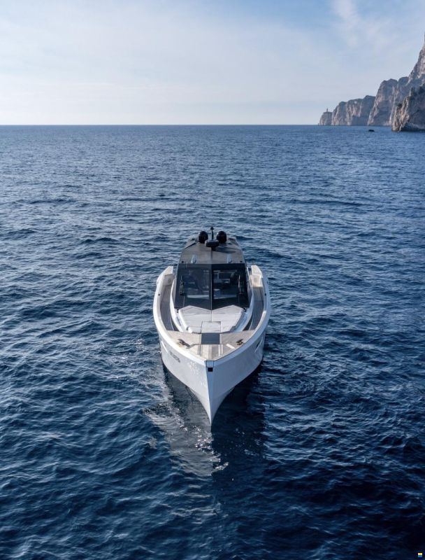 Evo Yachts R+ 58 R6