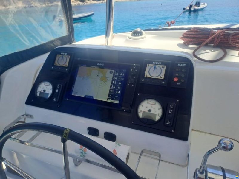 Lagoon 42