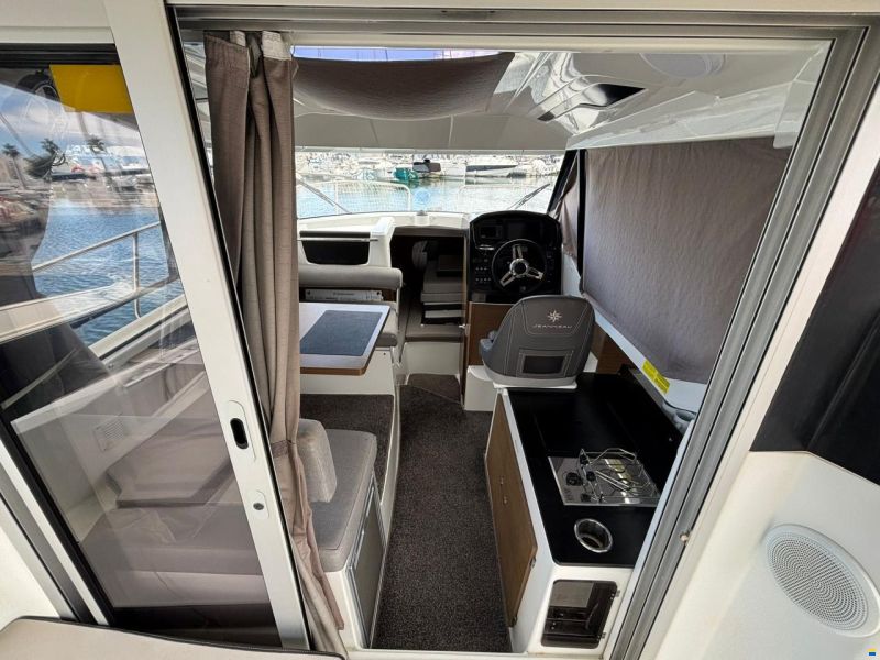 Jeanneau Merry Fisher 795
