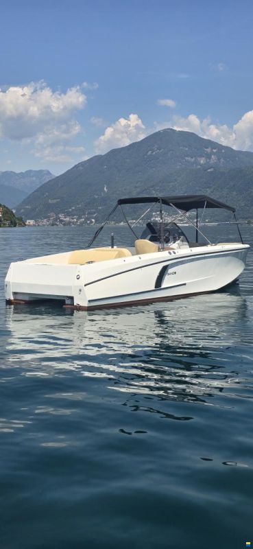 Ganz Boats OVATION 7.6 OPEN