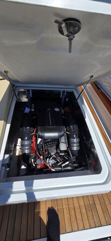 Ganz Boats OVATION 7.6 OPEN