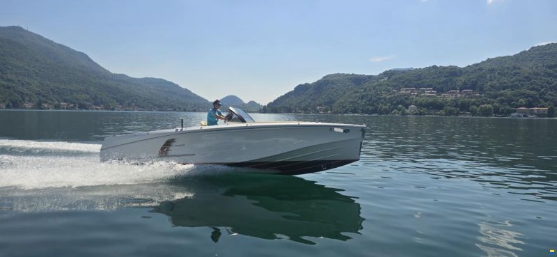 Ganz Boats OVATION 7.6 OPEN