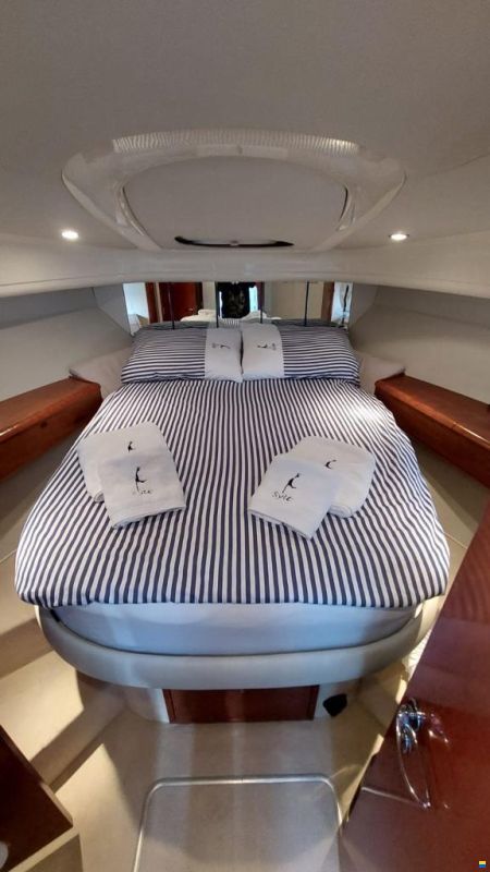Fairline Phantom 42