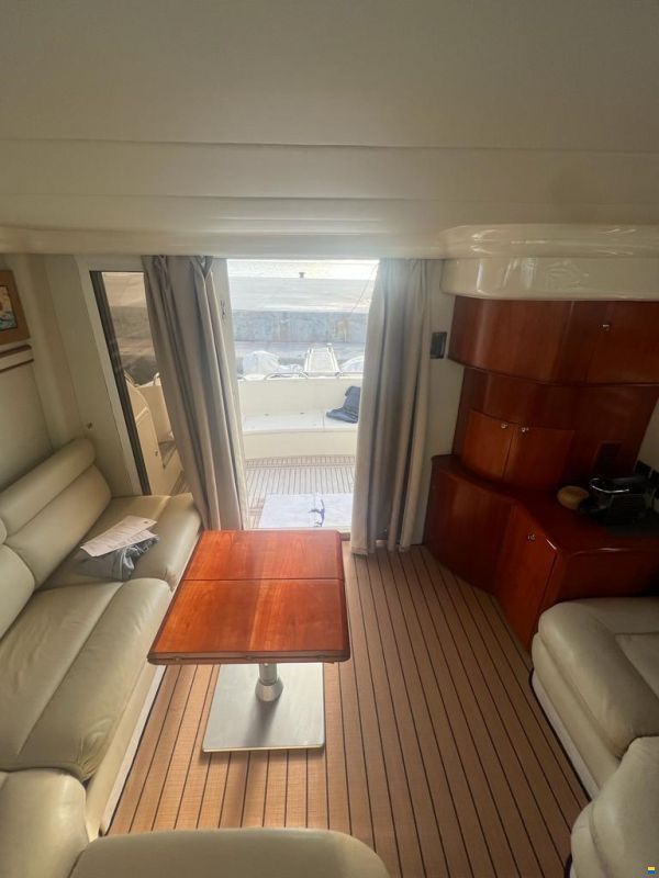 Fairline Phantom 42