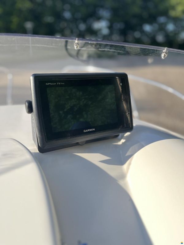 Quicksilver Active 470 Cabin