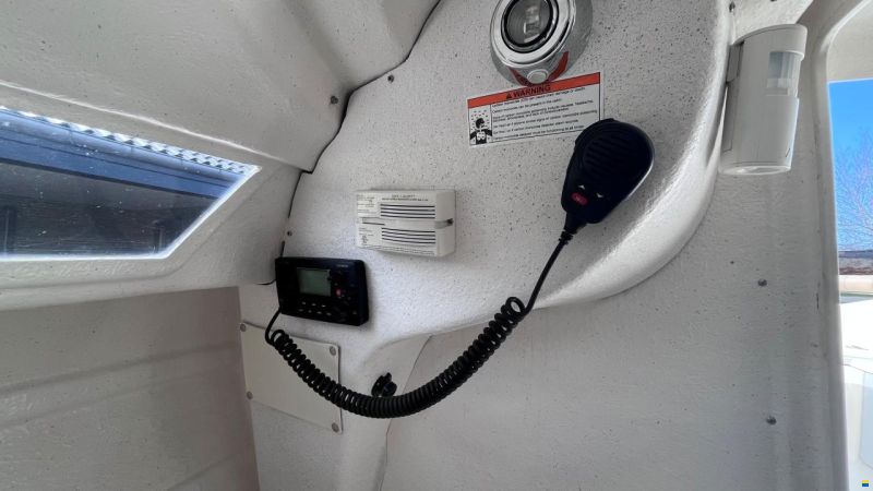 Quicksilver Active 470 Cabin