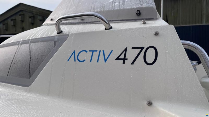 Quicksilver Active 470 Cabin