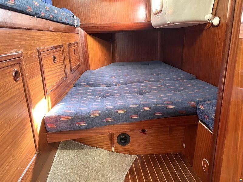 Elan 43