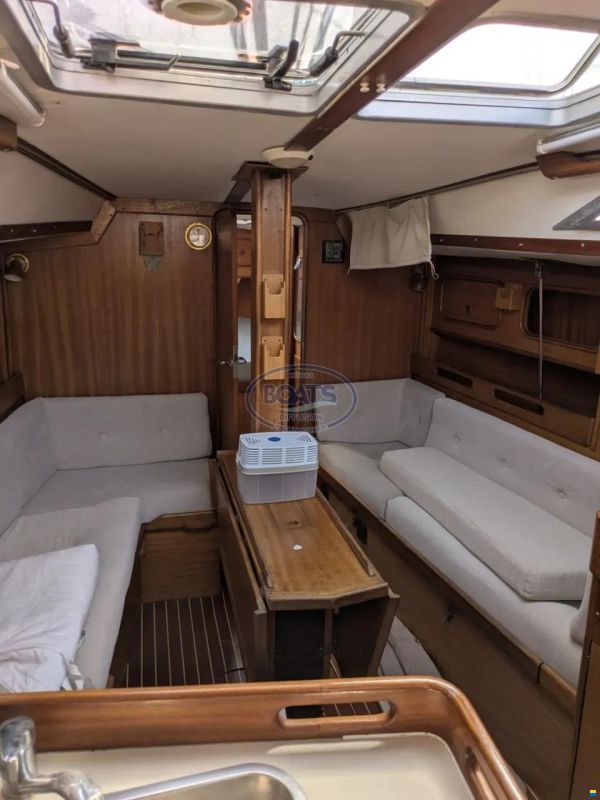 Bavaria 38
