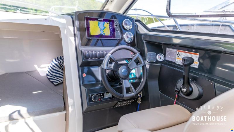 Quicksilver Activ 675 Weekend
