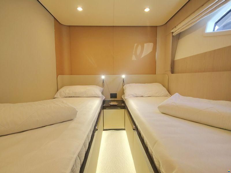 Azimut Yacht 78