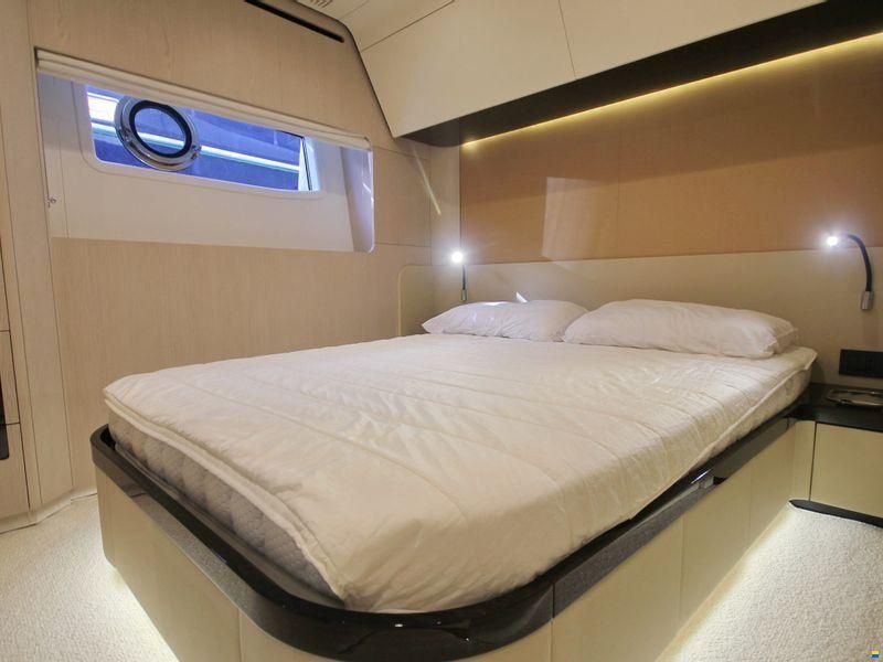 Azimut Yacht 78