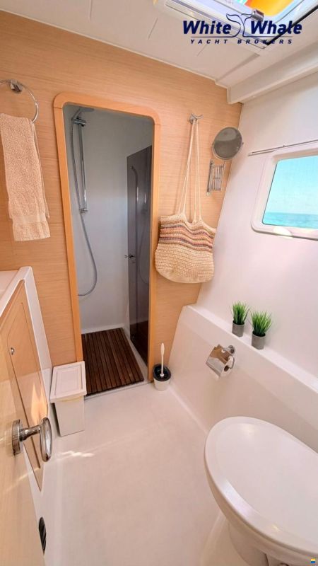 Lagoon 400