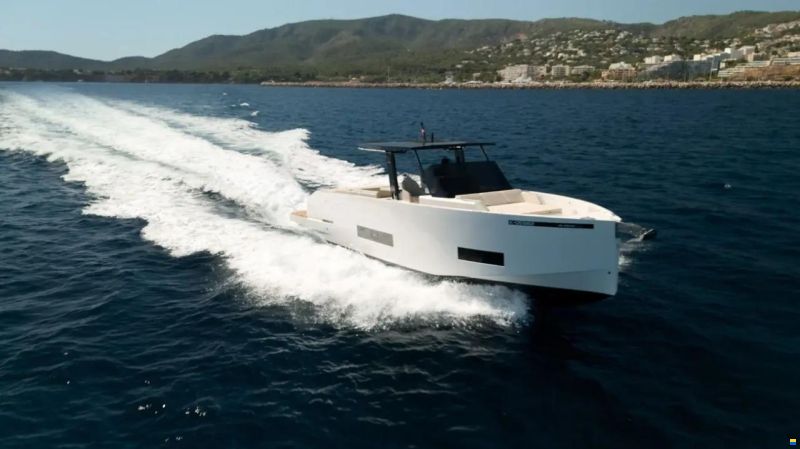De Antonio D42 Open