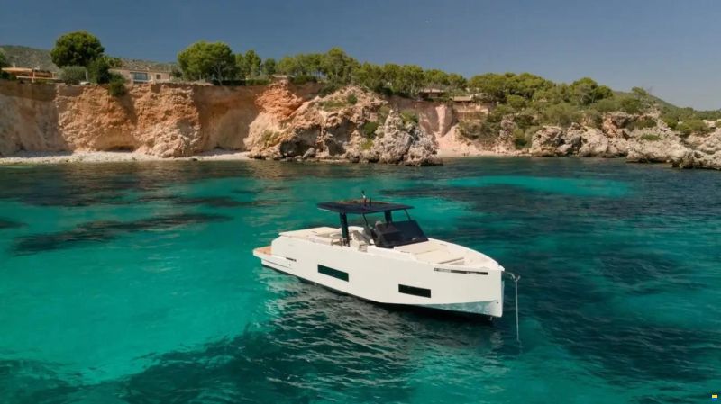 De Antonio D42 Open