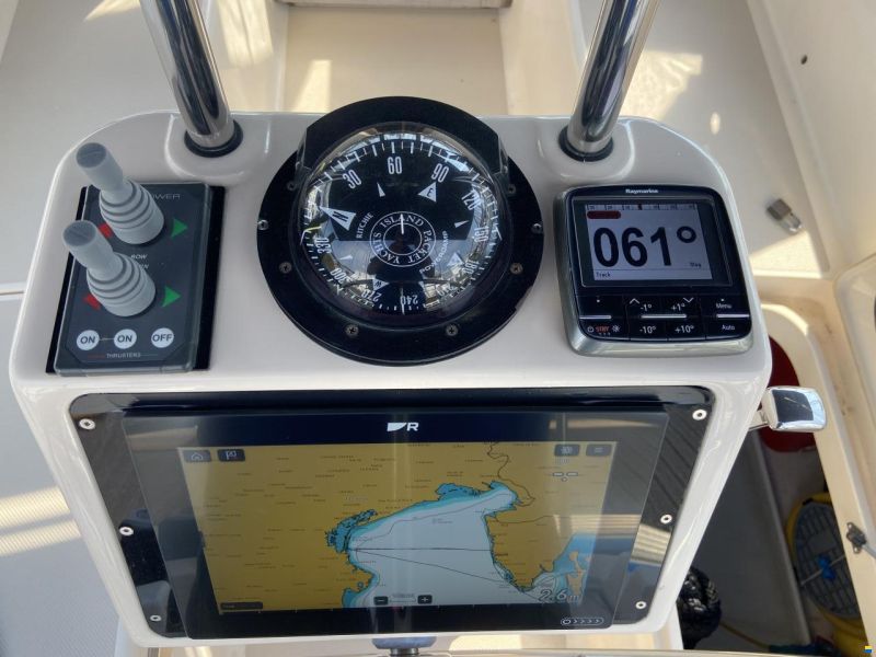 Island Packet Estero