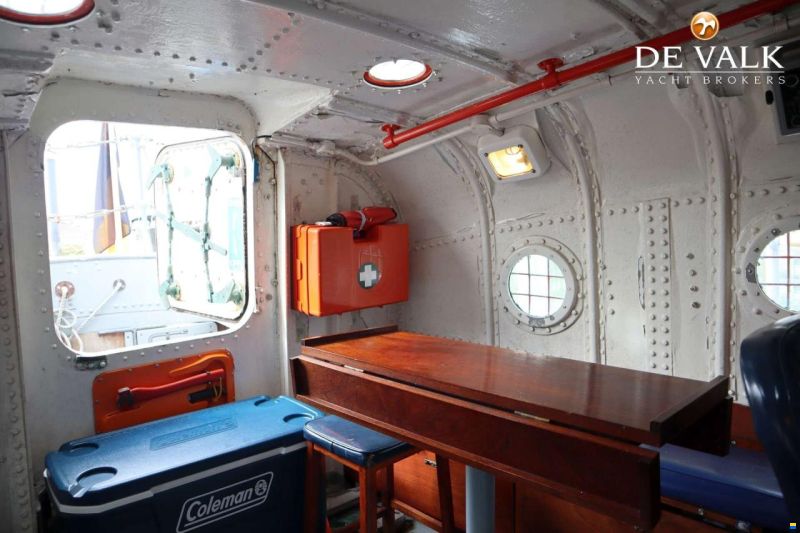 Waarschip 1076 Custom