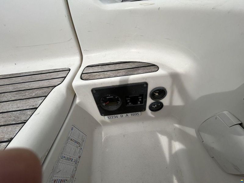 Bavaria 37