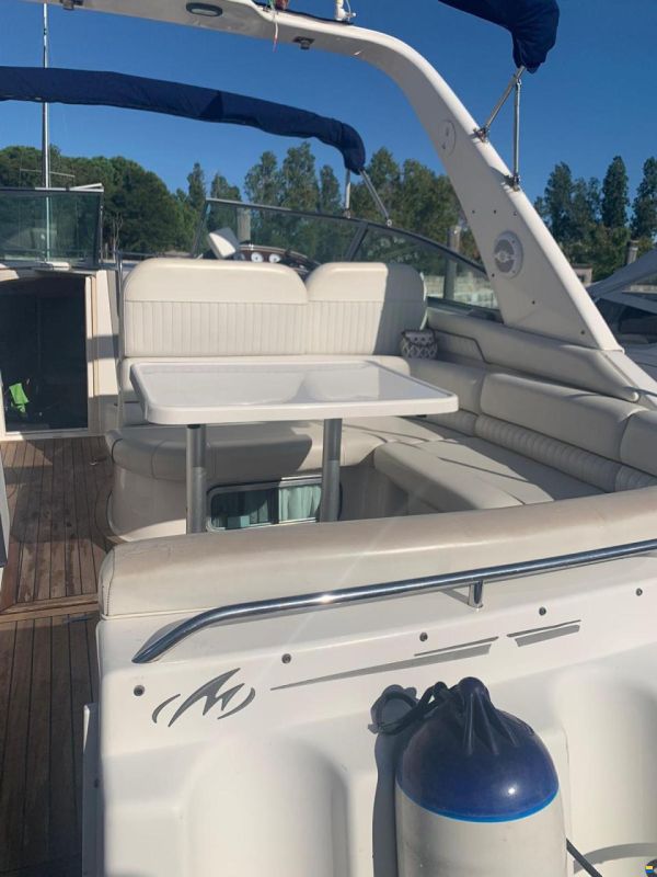 Monterey 322 Cruiser