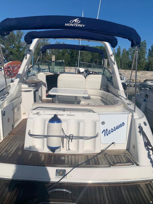 Monterey 322 Cruiser