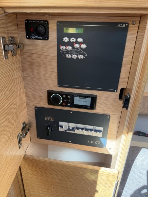 Bavaria 33HT