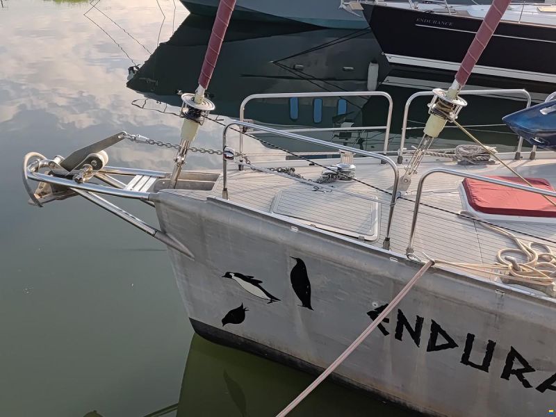 One Off Design Custom Build 64 Explorer