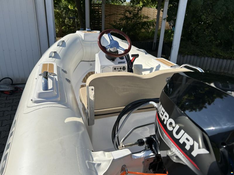 Sur Marine ST 280 Sport