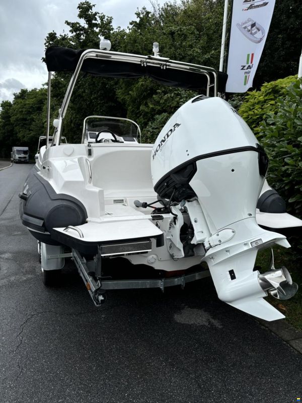 ZAR Formenti ZAR 57 Welldeck