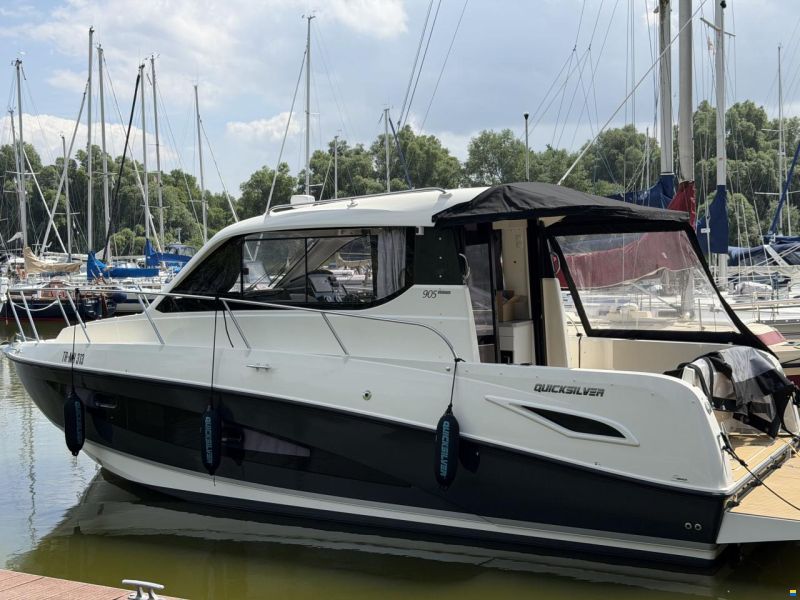 Quicksilver 905 Weekend