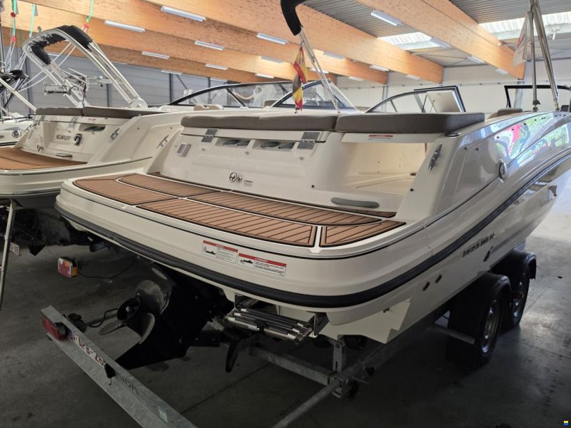 Bayliner VR6