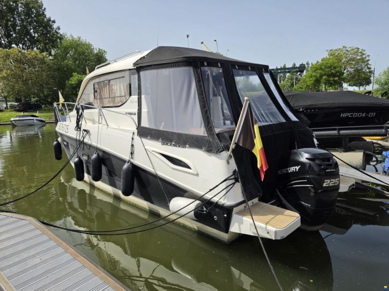 Quicksilver 855 Weekender
