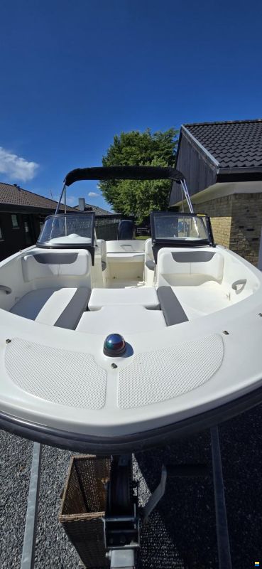 Bayliner Element e5
