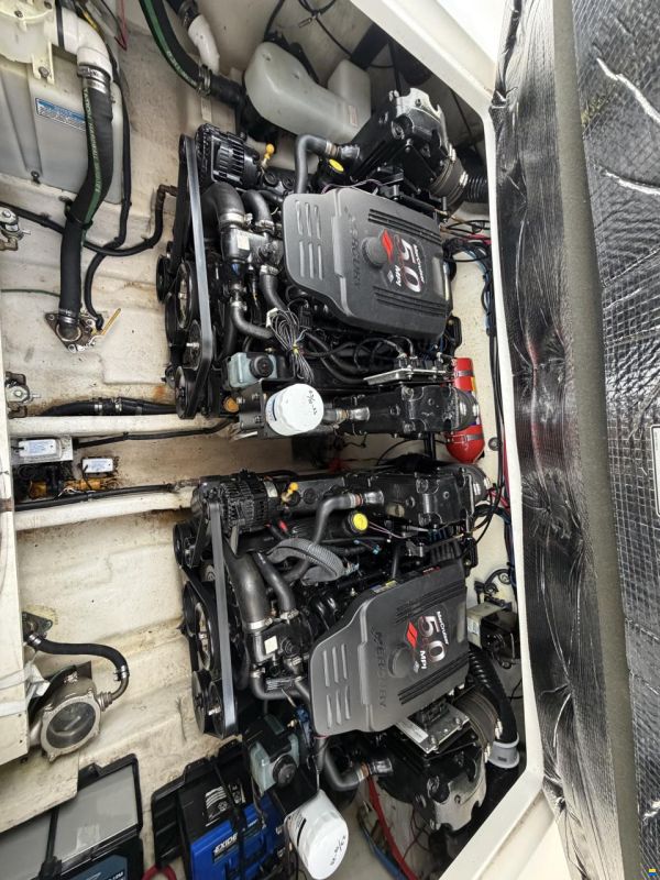 Sea Ray Sundancer 280/315