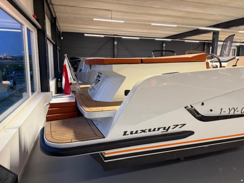 Admiraal Luxury Alu'tender 77