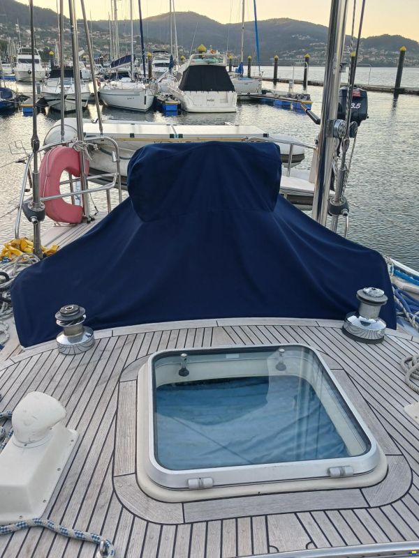 Hallberg-Rassy 49