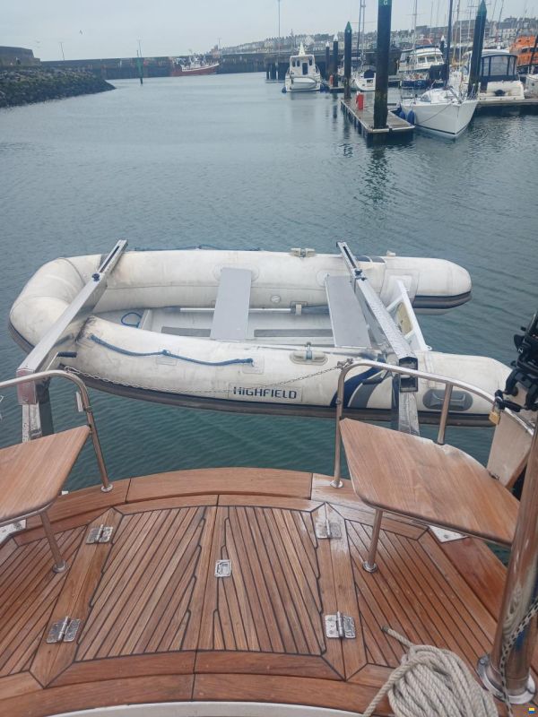 Hallberg-Rassy 49