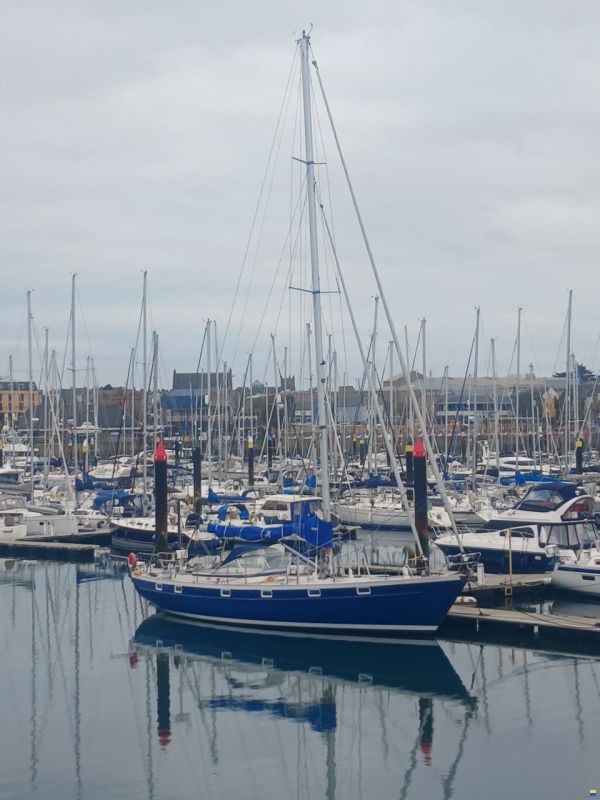 Hallberg-Rassy 49