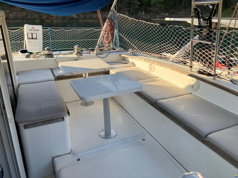 Outremer Danson 45