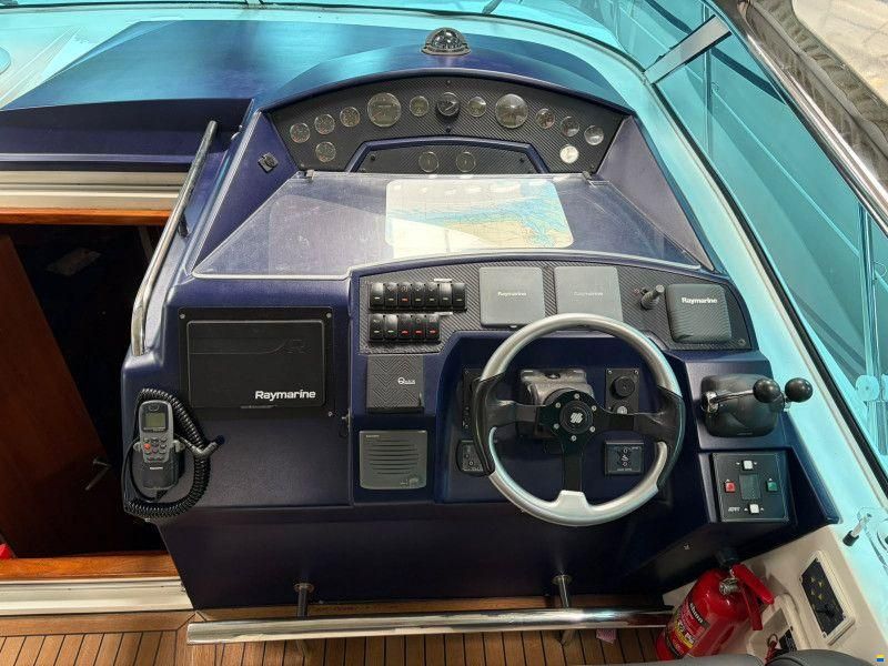 Sealine S38
