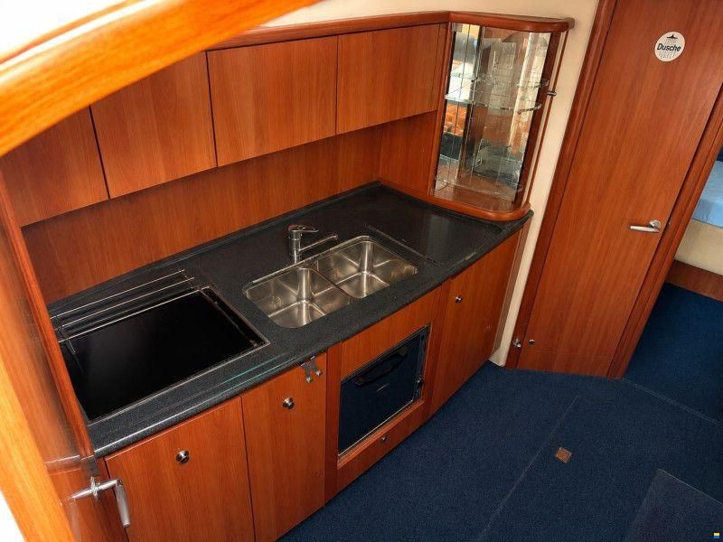Sealine S38 "Open"