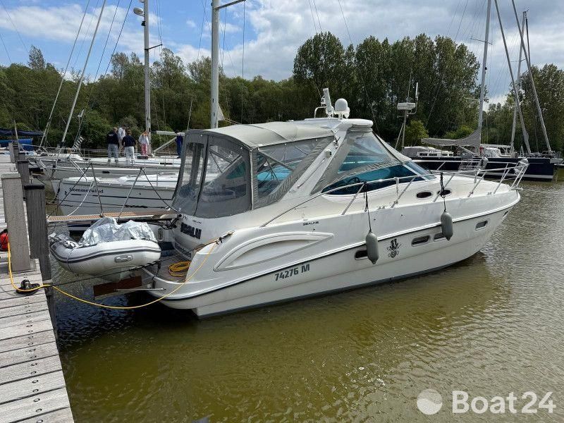 Sealine S38 "Open"