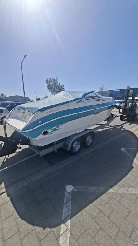 Aquatron 2350 DAYCRUISER