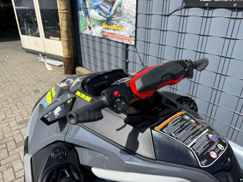 Sea-Doo RXT-X 325