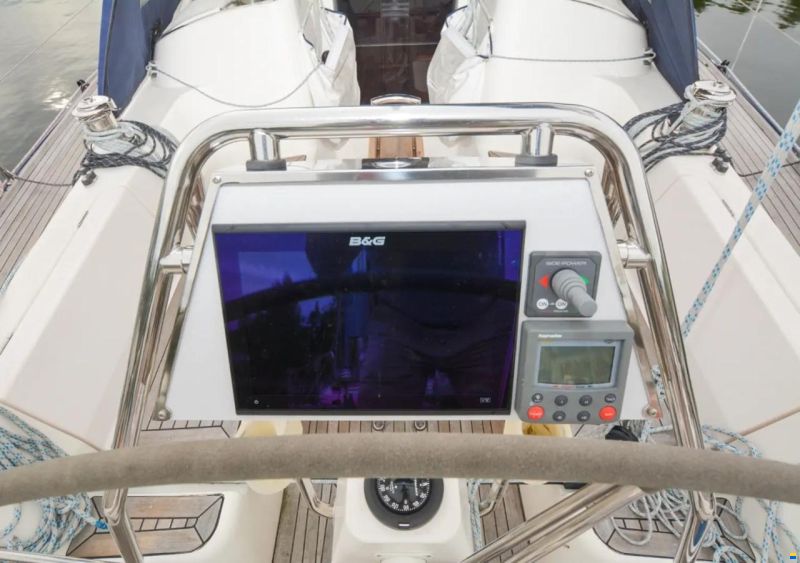 X-Yachts X-37