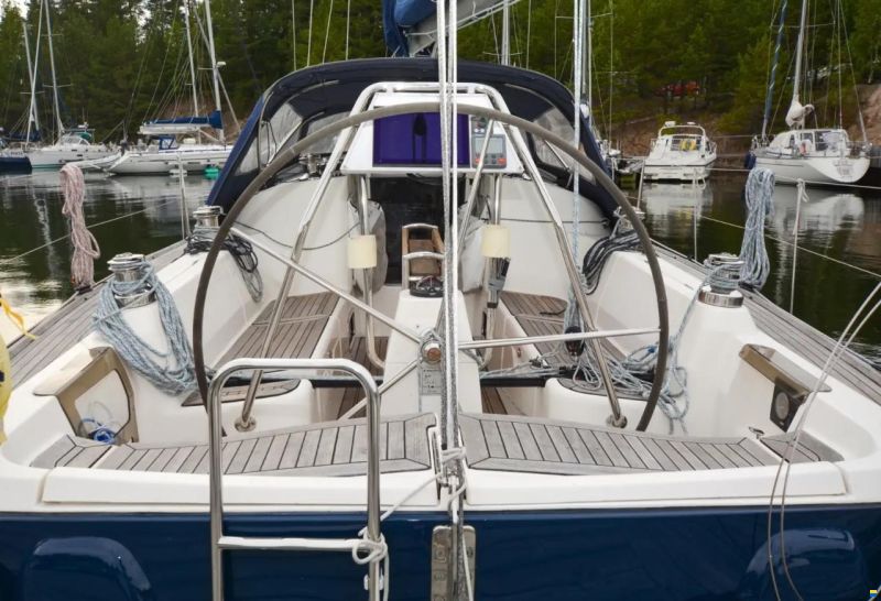 X-Yachts X-37