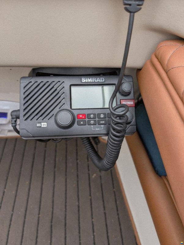 Sea Ray 230 Signature