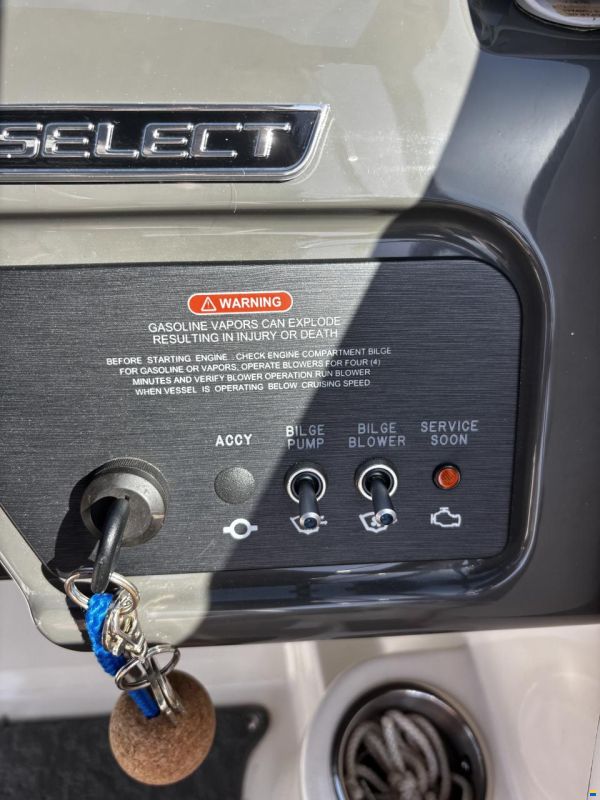 Sea Ray 19 SPXE