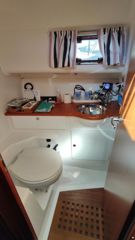 Nimbus 340 Commander